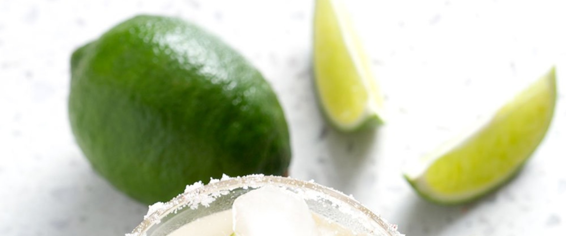 All About Lime Juice: The Perfect Ingredient for Margaritas and Other Refreshing Cocktails