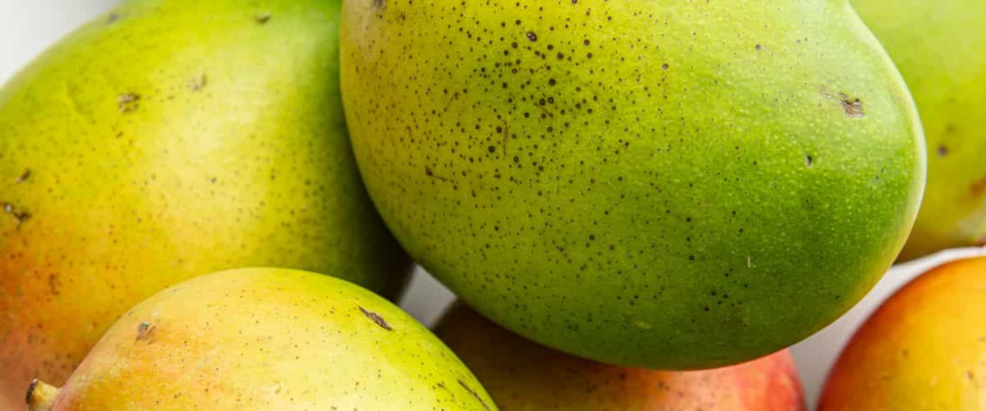 Tips for Selecting the Best Mango